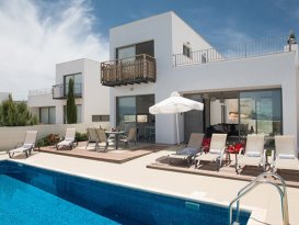 SPL Villas Travelpack Exclusive